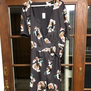 Ann Taylor Purple Floral Wrap Dress Size Large (L)